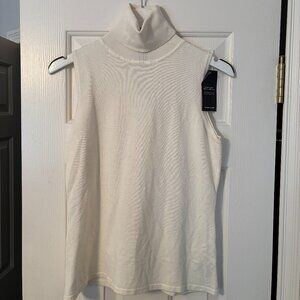 New with tags cream sleeveless turtleneck